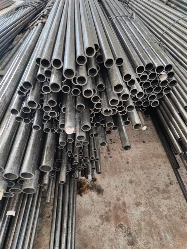那曲精密光亮无缝钢管厂